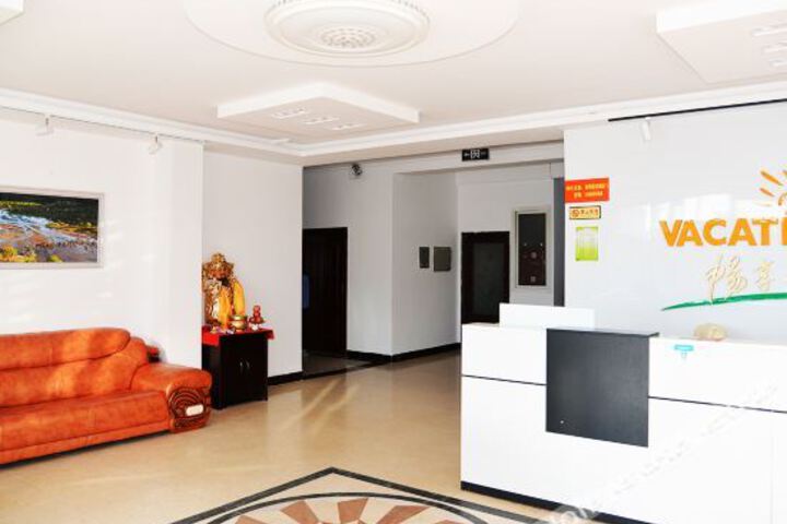 Hotel Interior 17 of 25