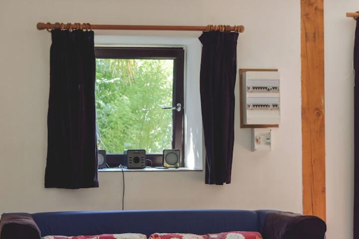 Room 205 of 320