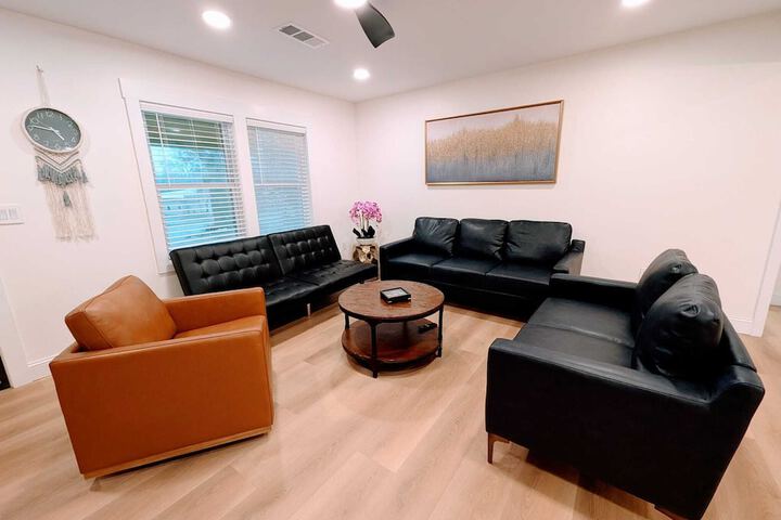 Room 17 of 23