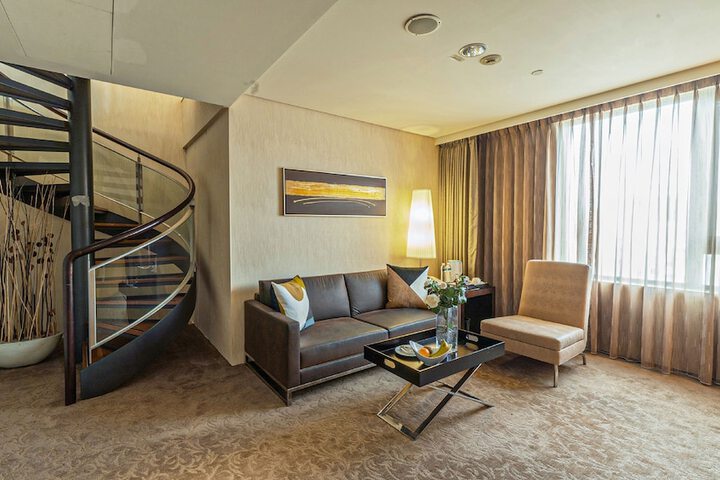 Room 75 of 137