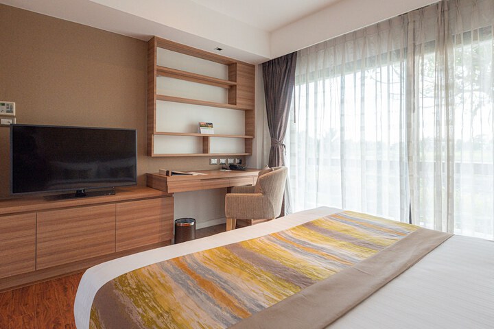 Room 30 of 334