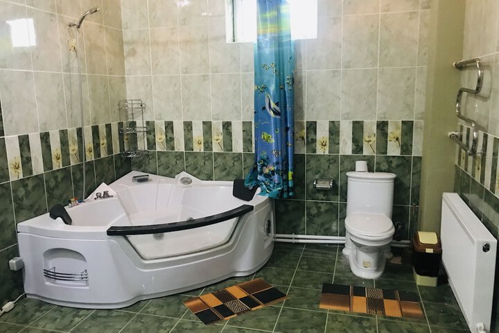 Room 14 of 23