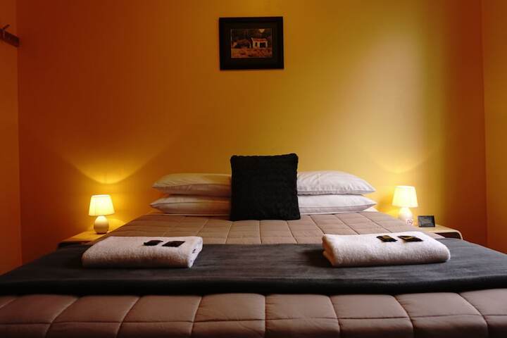 Room 5 of 79