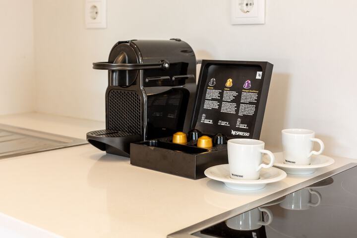 Breakfast/Coffee Service 85 of 104