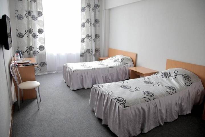 Room 13 of 69