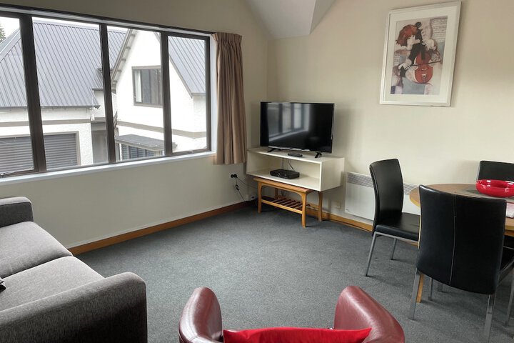 Room 50 of 104