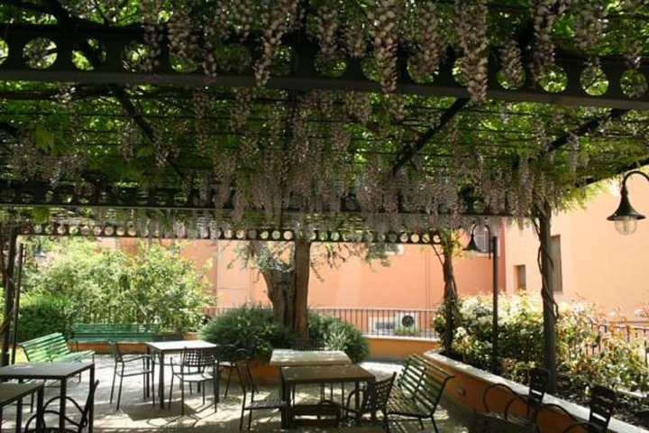 Hotel Exterior 160 of 180