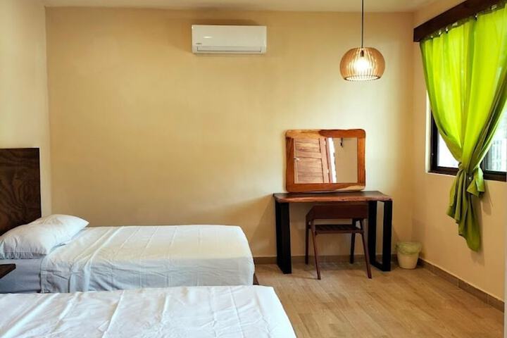 Room 4 of 29