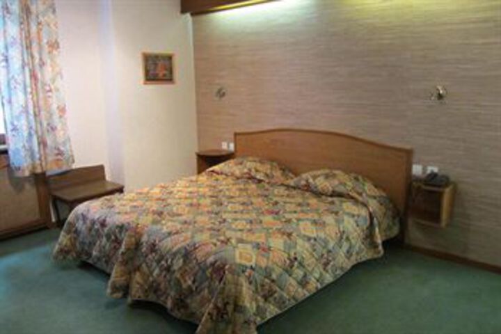 Room 45 of 68