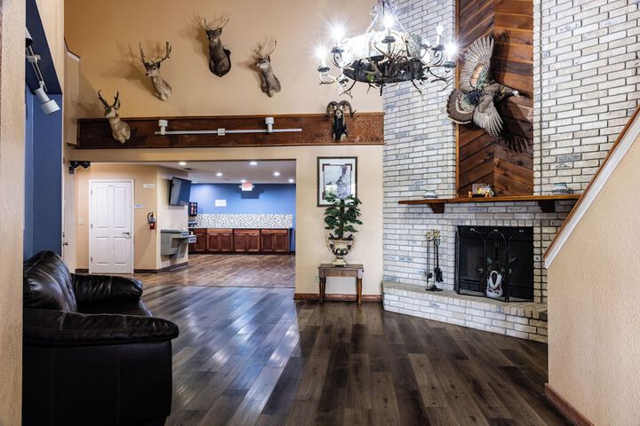 Hotel Interior 10 of 59