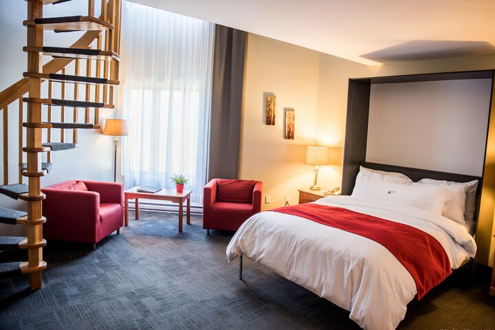 Room 15 of 77