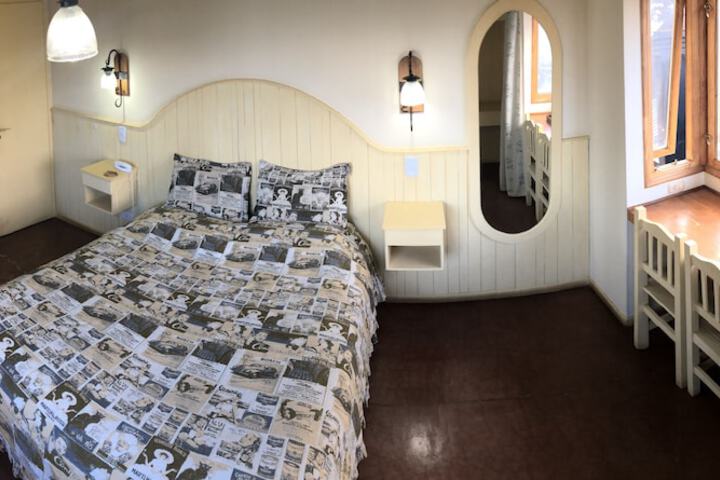 Room 28 of 51