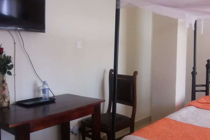 Room 25 of 52