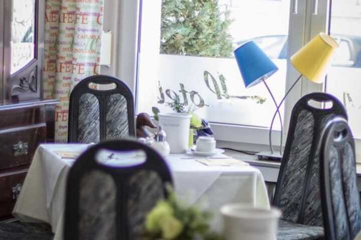 Dining Photos