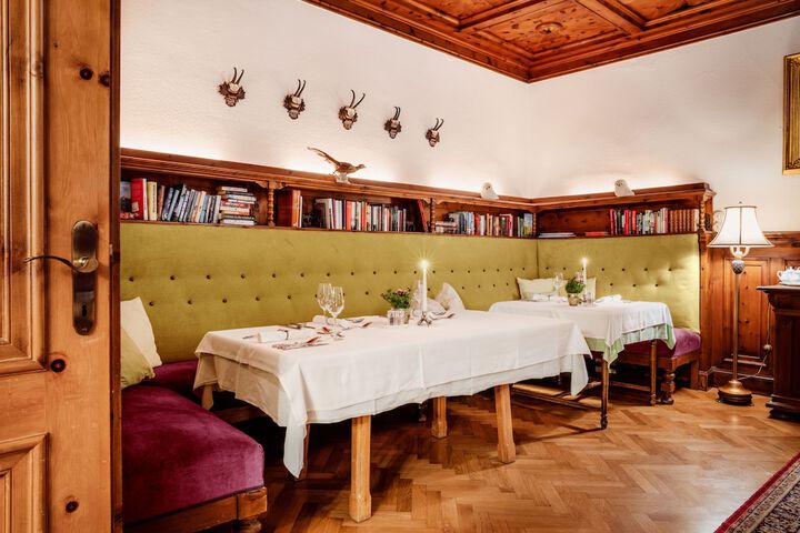 Dining 53 of 67