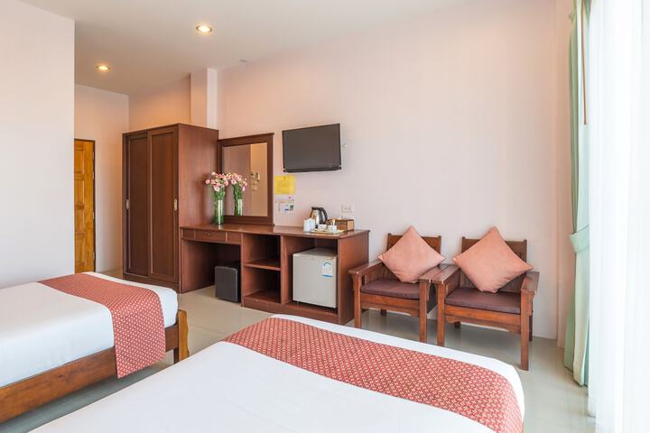 Room 15 of 36