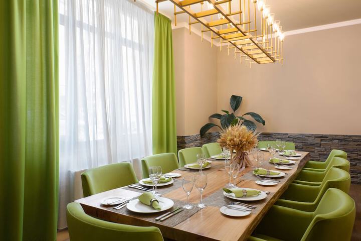 Dining 59 of 91