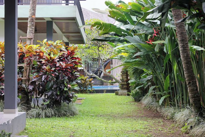 Hotel Exterior 58 of 66