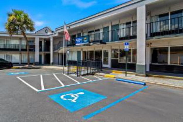 Image of Astoria Hotel Suites Orange Park