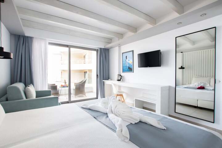Room 40 of 171