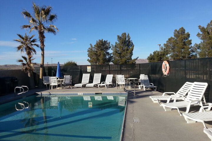 Swimming pool at Baymont by Wyndham Barstow Historic Route 66