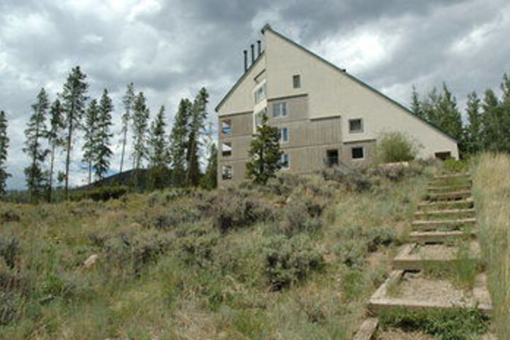 The Pines Condominiums at West Keystone