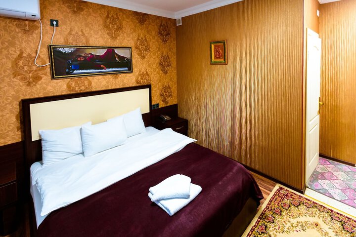 Room 15 of 45
