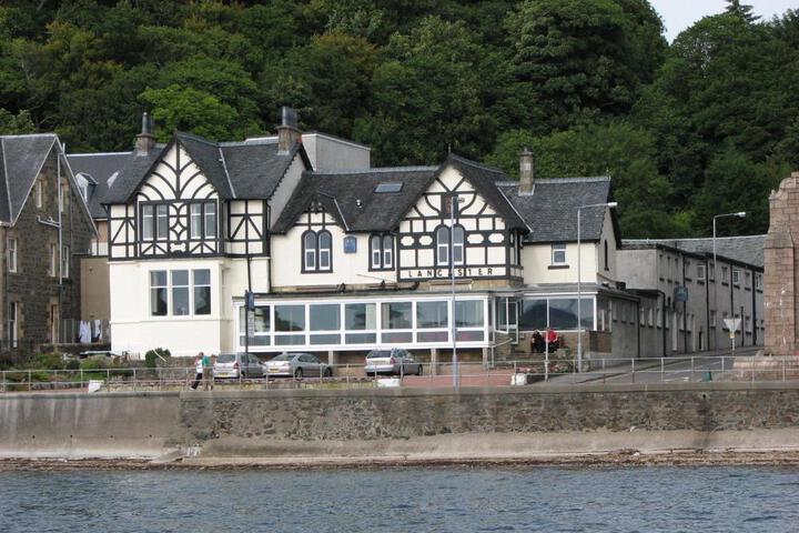 Lancaster Hotel