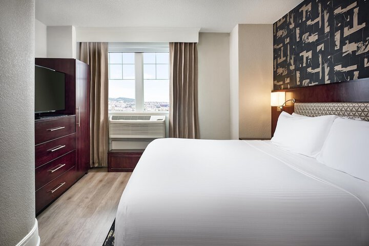 Room 45 of 173