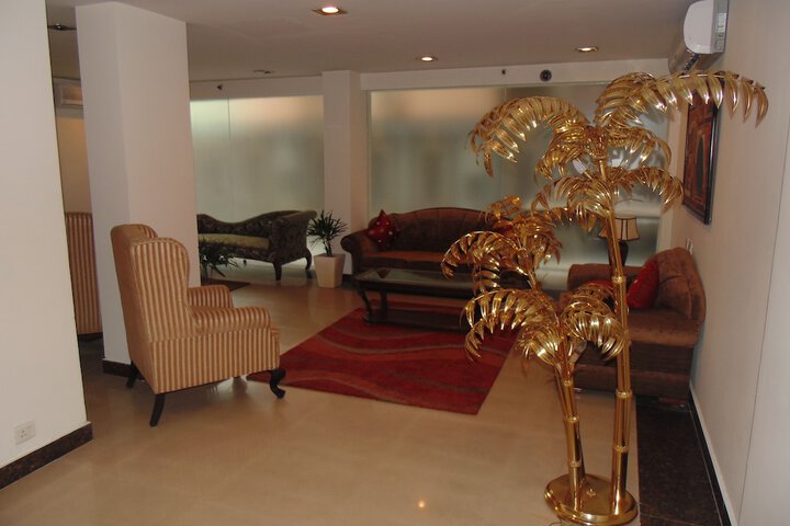 Guest Lobby