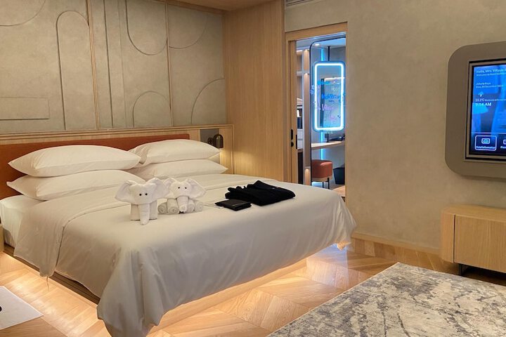 Room 10 of 70