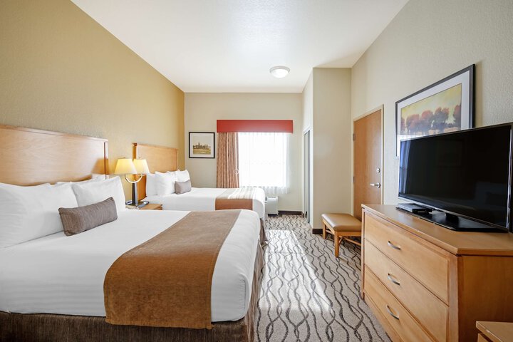 Room 10 of 36