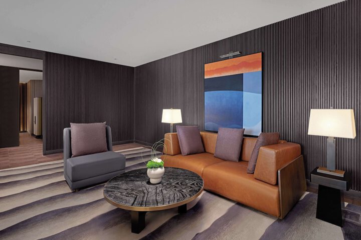 Room 35 of 60