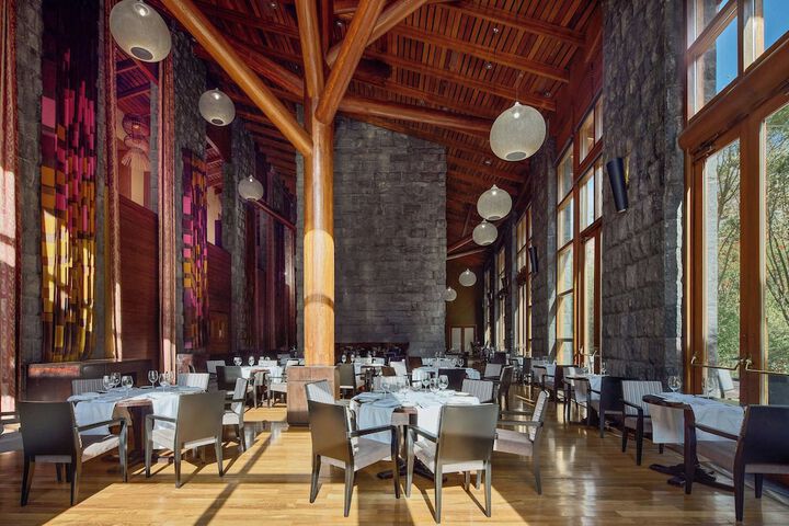 Dining 104 of 147