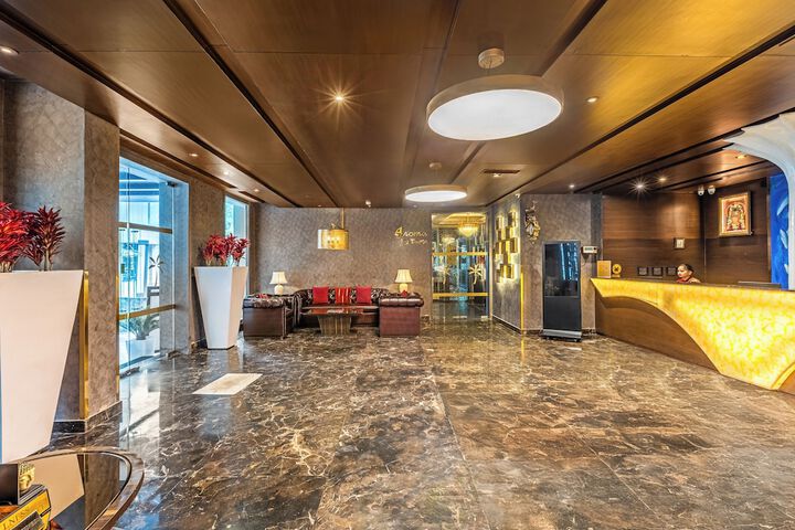 Hotel Interior 7 of 102