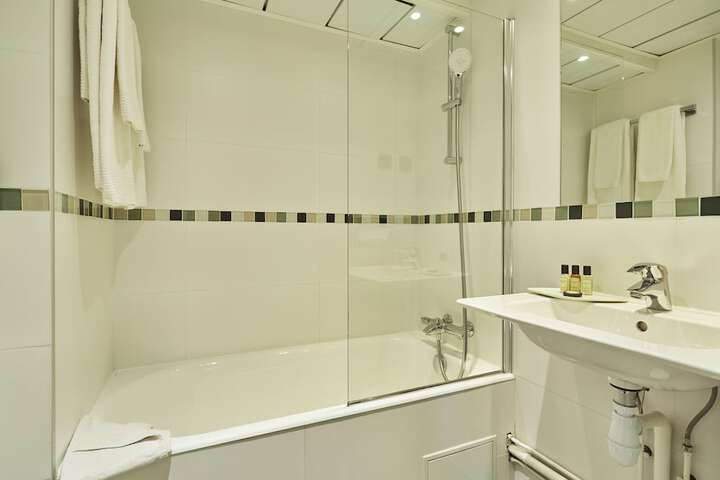 Clean Restrooms