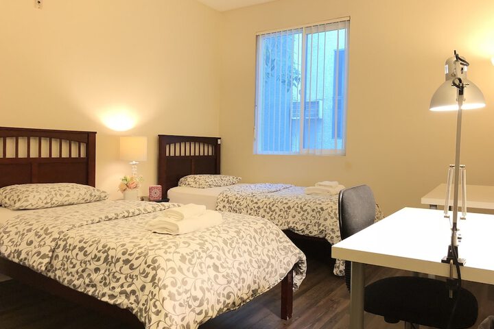 Room 4 of 26