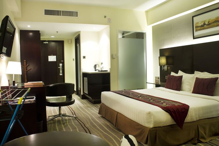 Room 26 of 68
