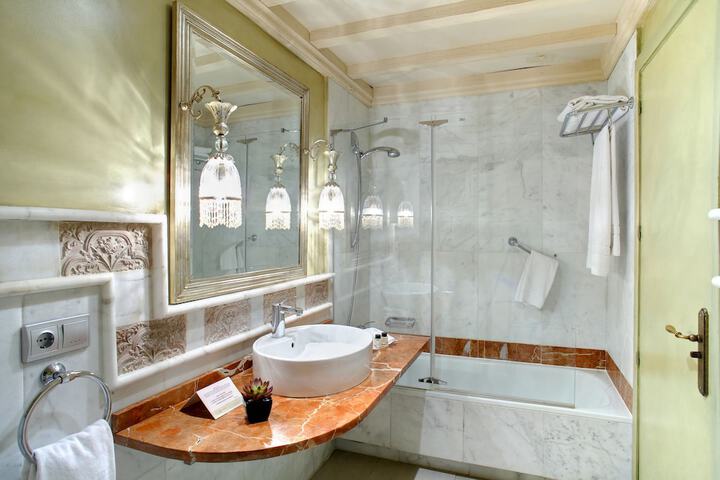 Bath Amenities