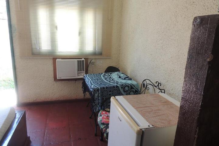 Room 9 of 31