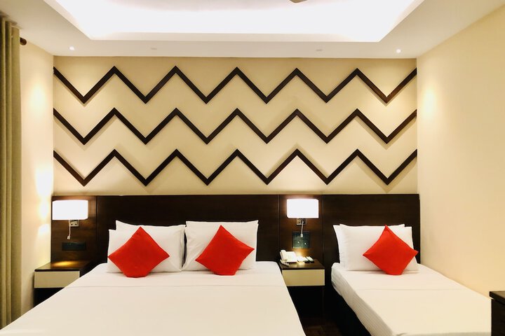 Room 34 of 66