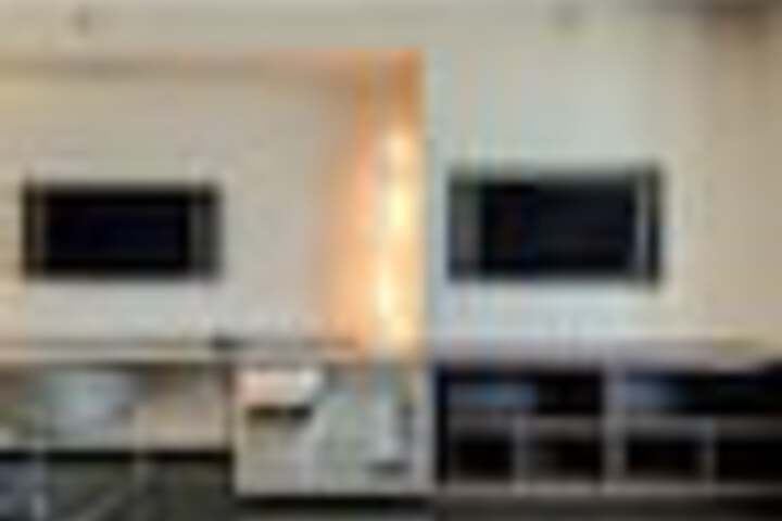 Room 95 of 252