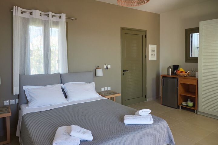 Room 5 of 259