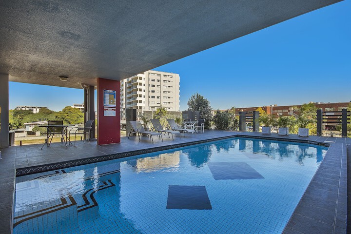 Pool 62 of 73