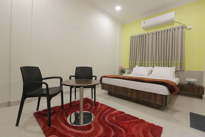 Room 13 of 24