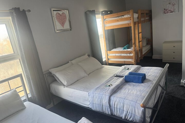 Room 10 of 47