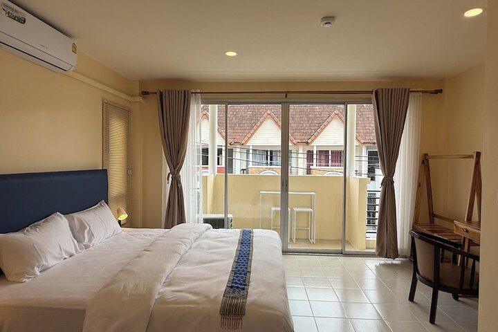 Room 14 of 26