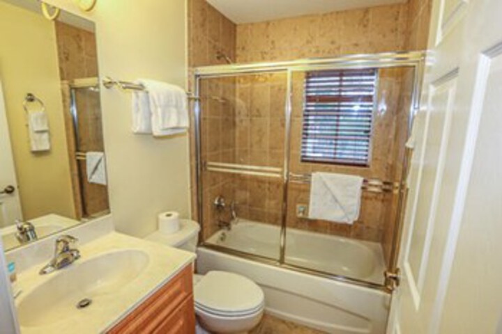 Room 5 of 21