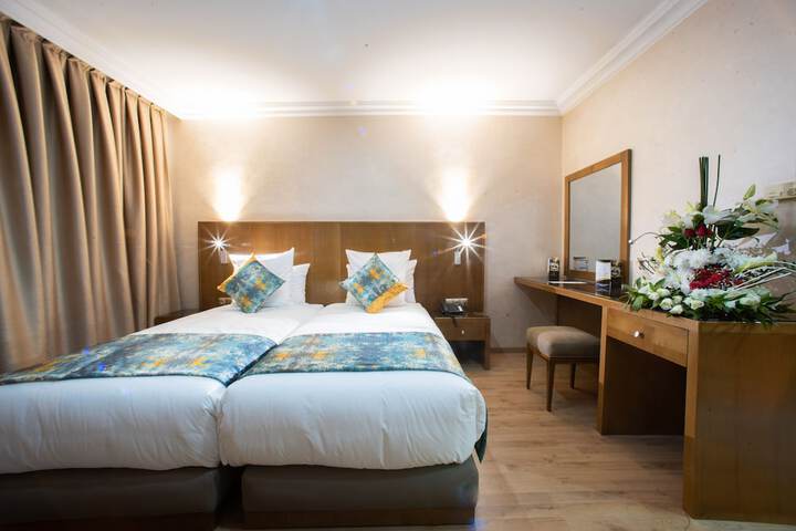 Room 25 of 255