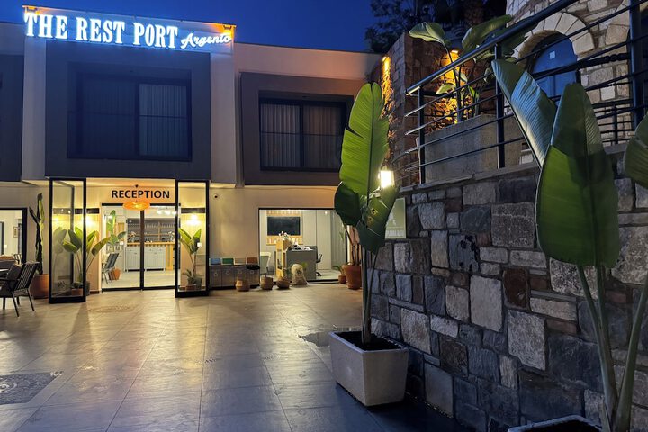 Hotel 67 of 74
